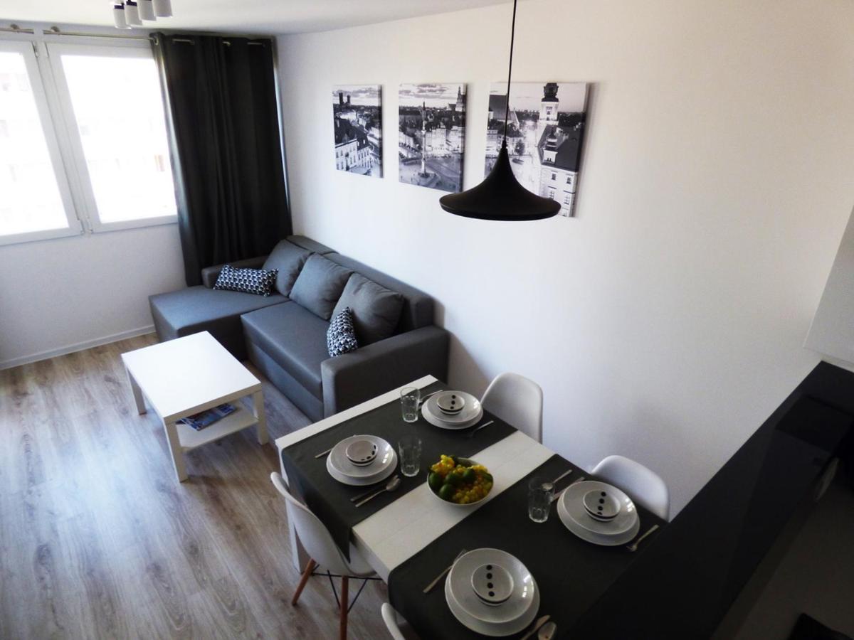 Plac Grzybowski Apartment Варшава Екстер'єр фото