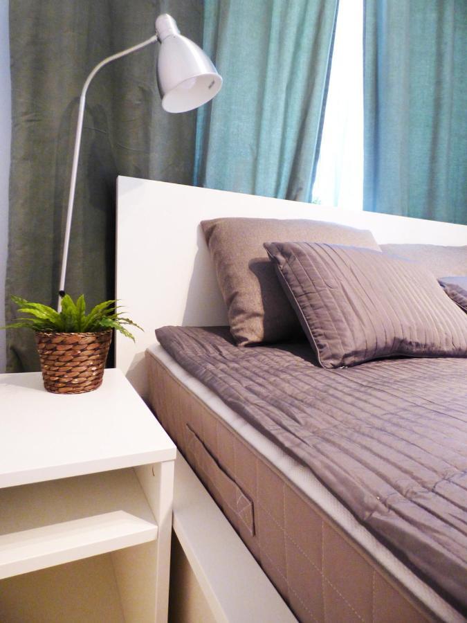 Plac Grzybowski Apartment Варшава Екстер'єр фото